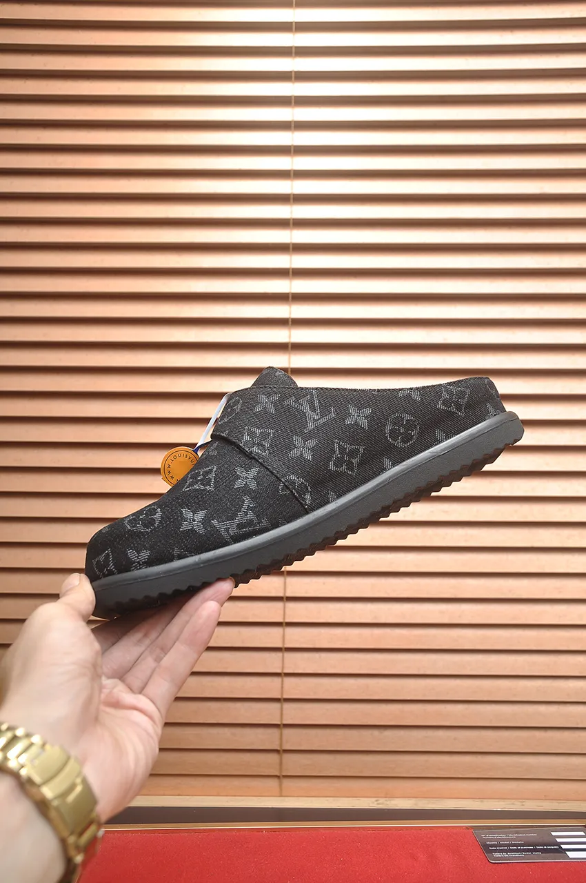 Men's men's shoes 💰520💶[LOUIS VUITTON] (cowhide lining) new style 🍀LV Louis Vuitton * - top version of LV classic semi-slip trendy shoes! Made of imported original cow suede cowhide, with a first layer of comfortable cowhide lining inside! Original wear-resistant rubber outsole! High quality products! Code number 38-45 (45 customized)